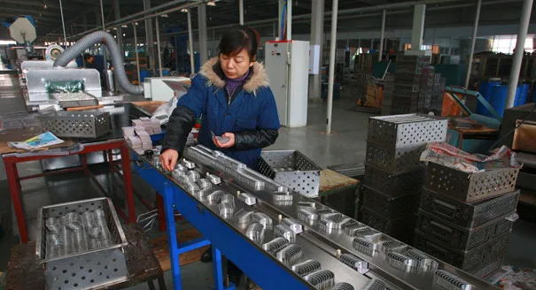 Should You Choose Chinese Auto Accessories on Amazon?